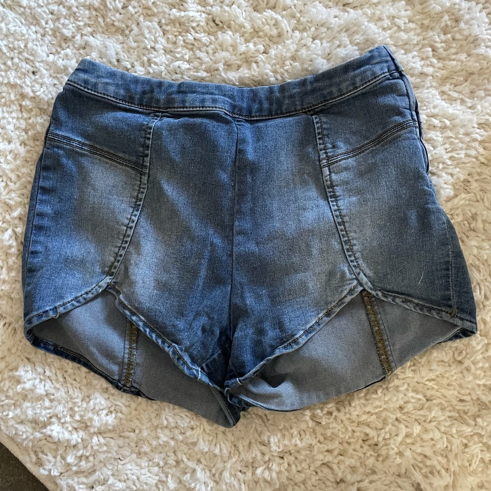 Free People denim shorts size 27